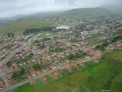 Felisburgo Minas Gerais fonte: www.guiadoturista.net Fonte: www.guiadoturista.net