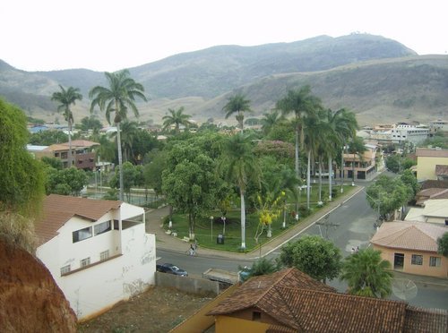 Itanhomi Minas Gerais fonte: www.guiadoturista.net