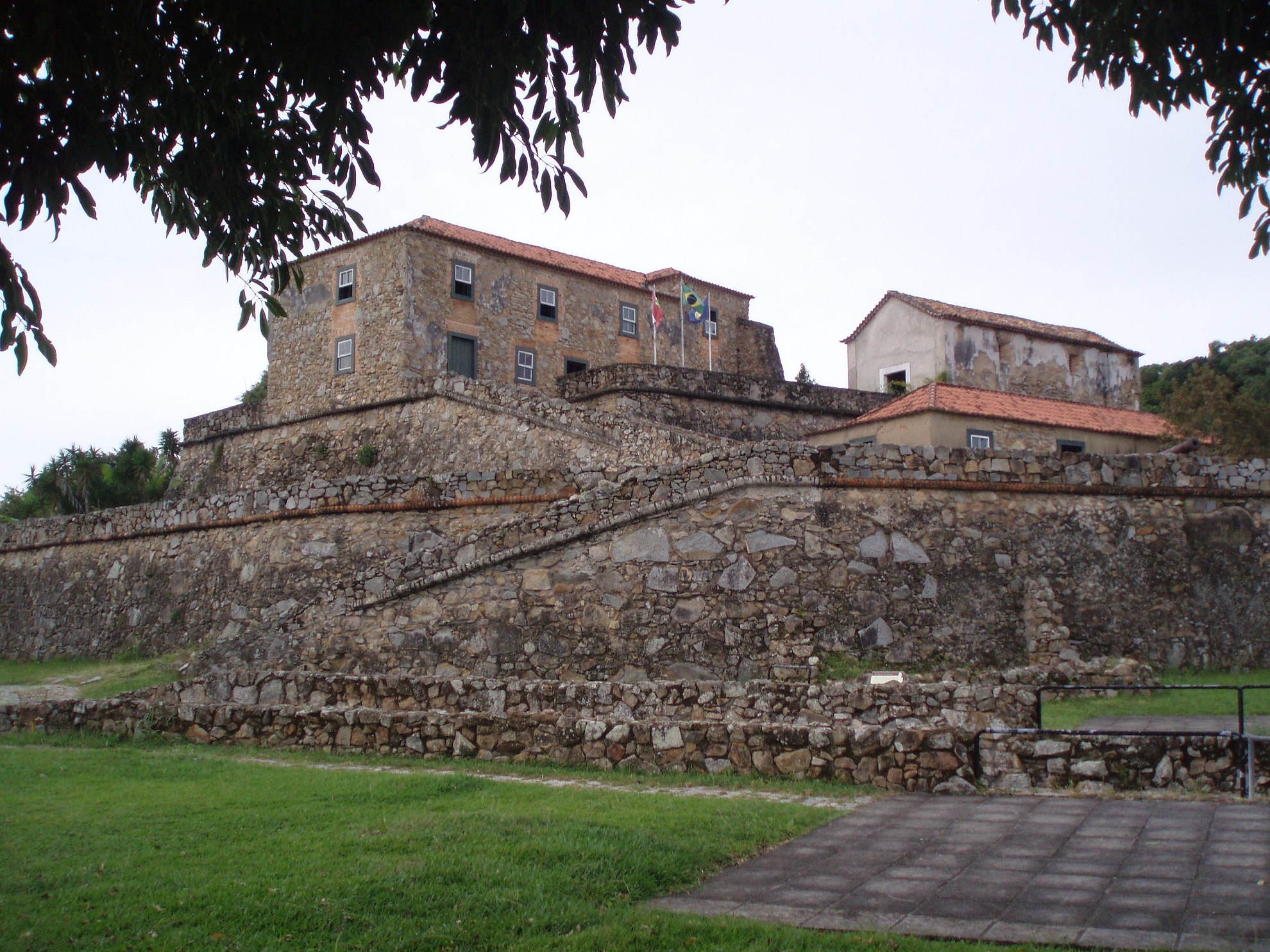 Fortaleza de São José da Ponta Grossa Passeios Florianópolis Guia do Turista Fortaleza de São José da Ponta Grossa Passeios Florianópolis Guia do Turista