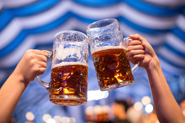 2ª São Paulo Oktoberfest traz experiência cervejeira com a Einsebahn e diversos sabores para amantes de cervejas artesanais